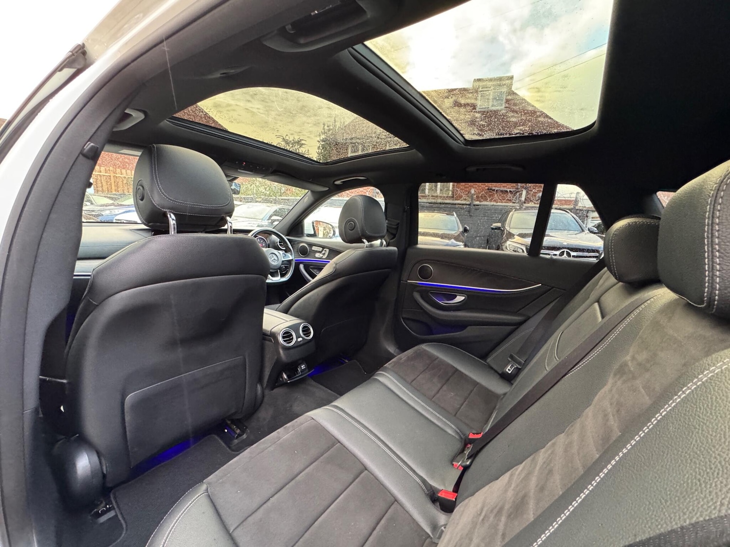 Used Mercedes-Benz E Class 2017 for sale - 76701455: Photo 27