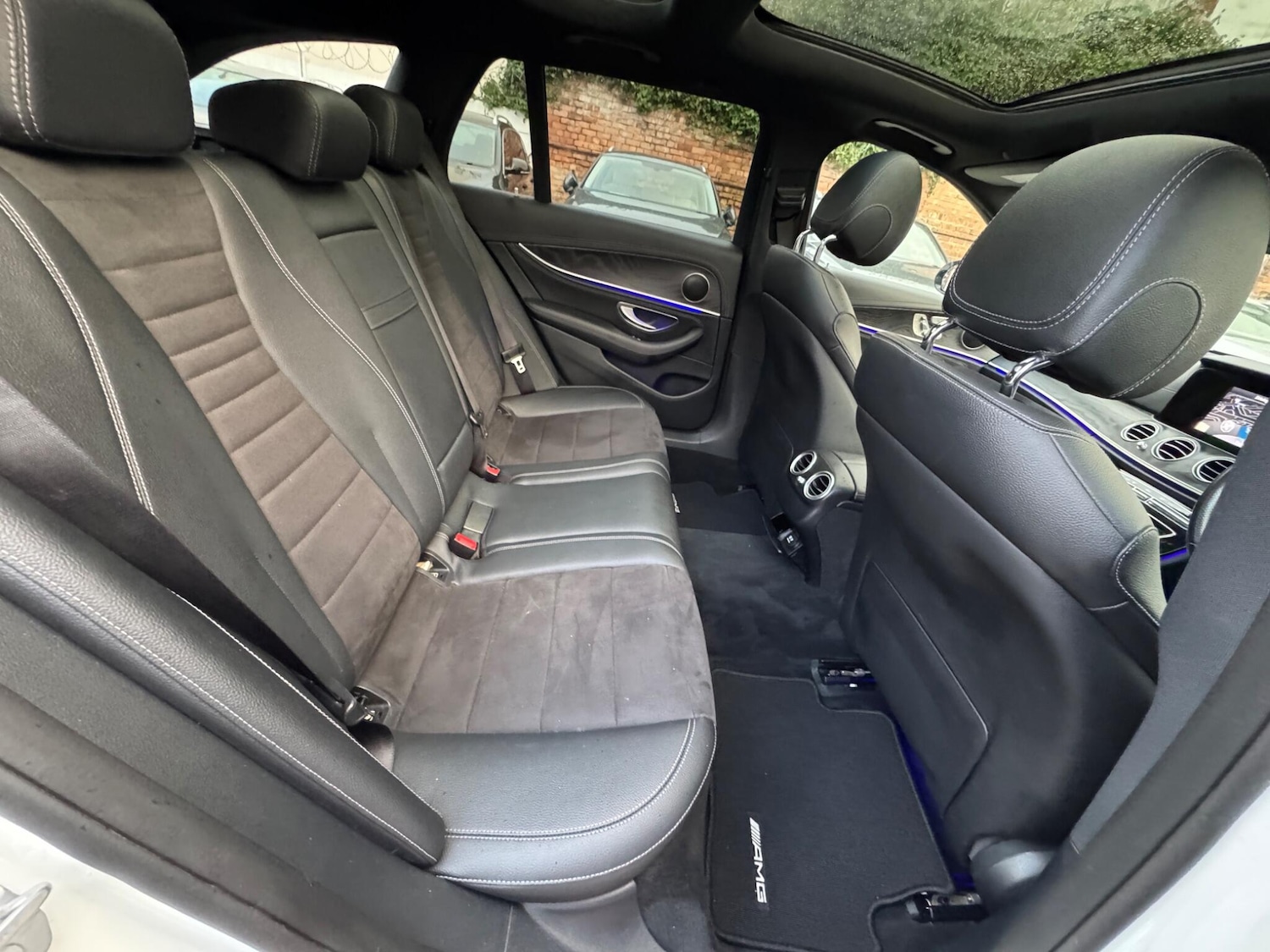 Used Mercedes-Benz E Class 2017 for sale - 76701455: Photo 32