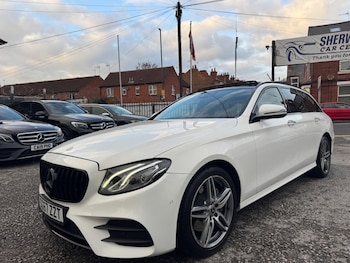 Used Mercedes-Benz E Class 2017 for sale - 76701455: Photo