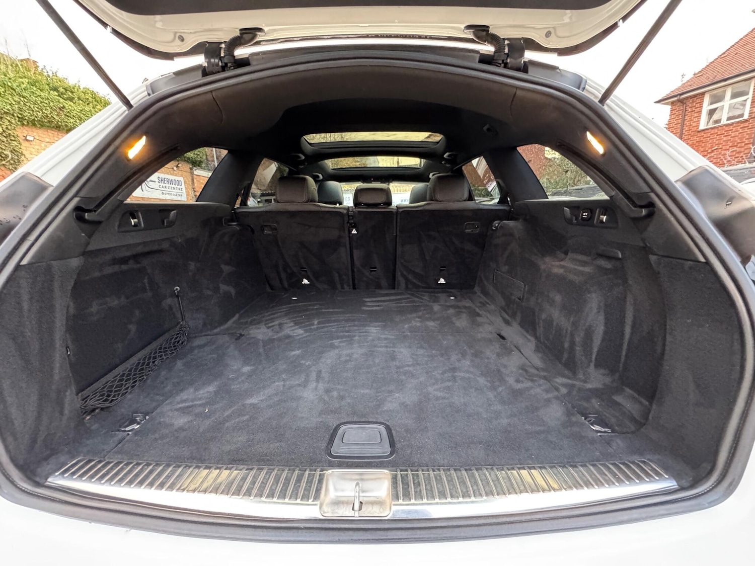 Used Mercedes-Benz E Class 2017 for sale - 76701455: Photo 44