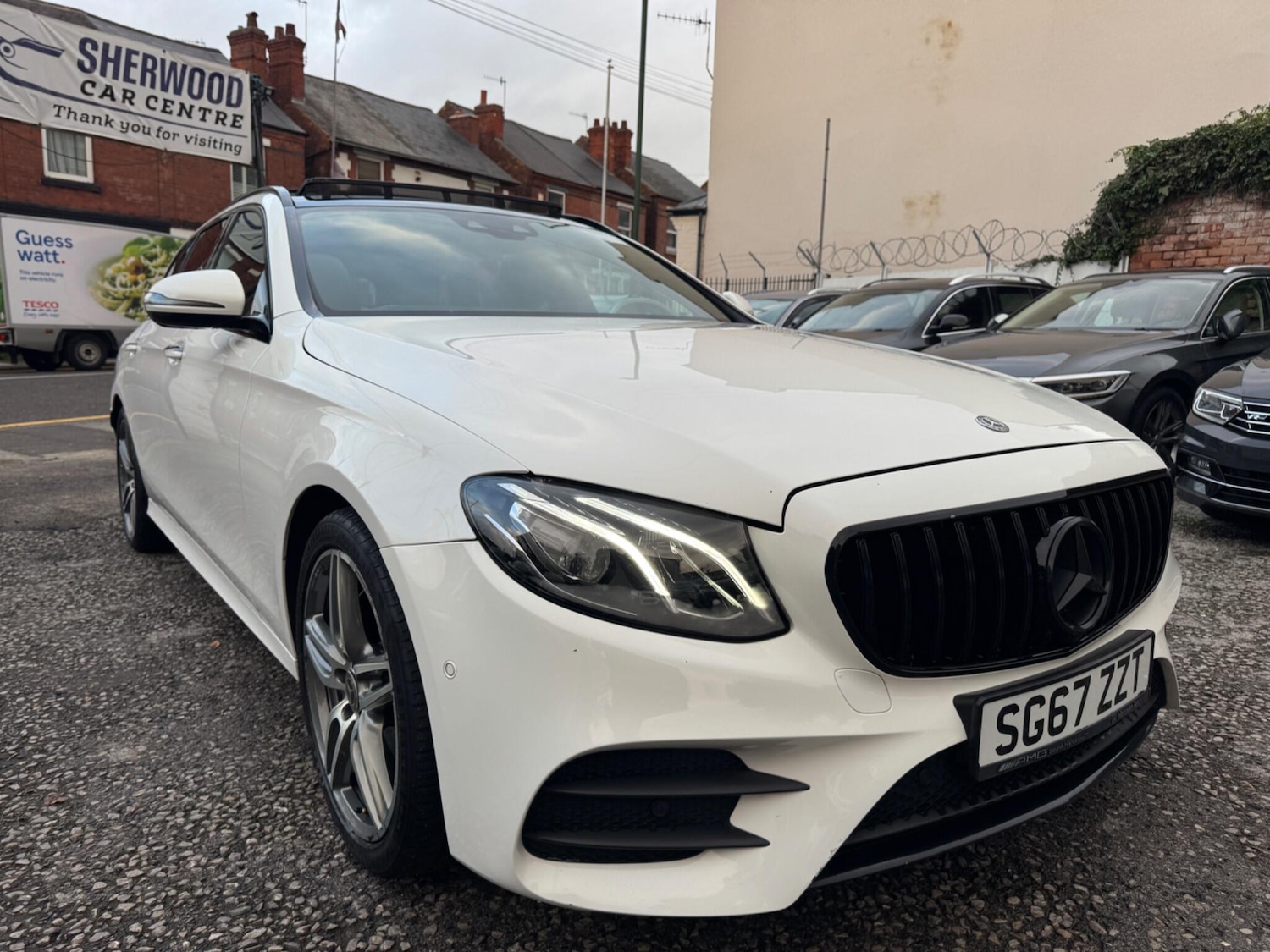 Used Mercedes-Benz E Class 2017 for sale - 76701455: Photo 6