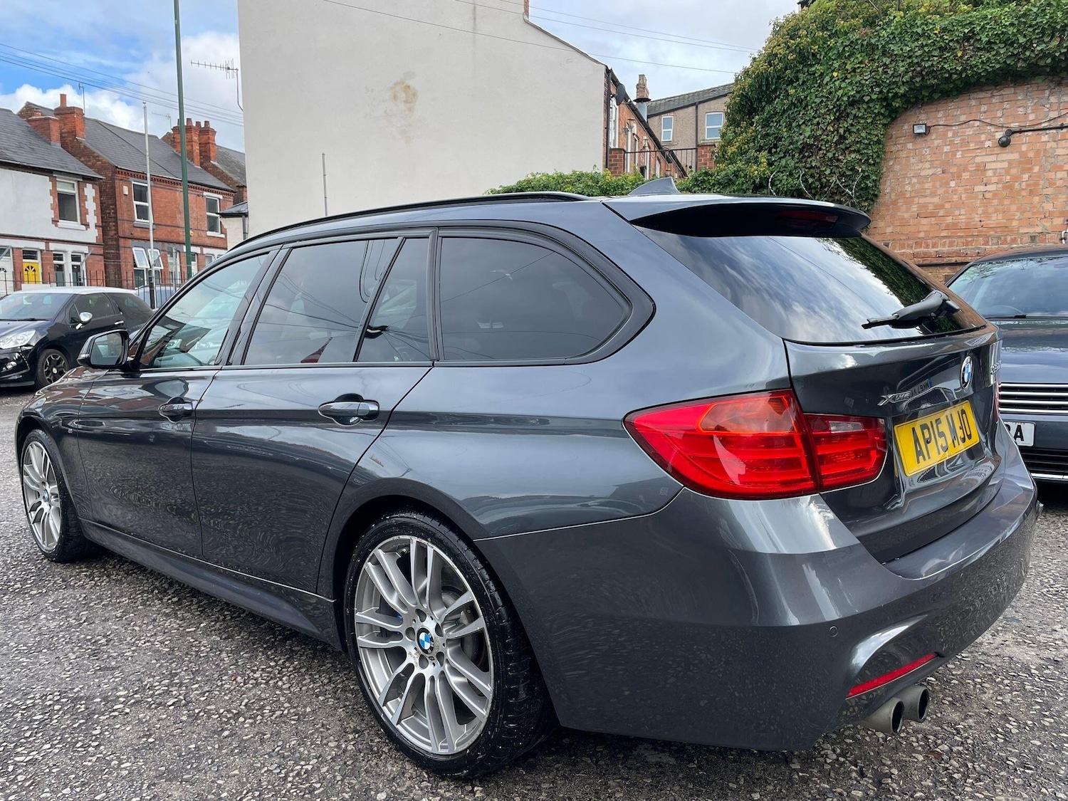 Used BMW 3 Series 2015 for sale - 76315113: Photo 10