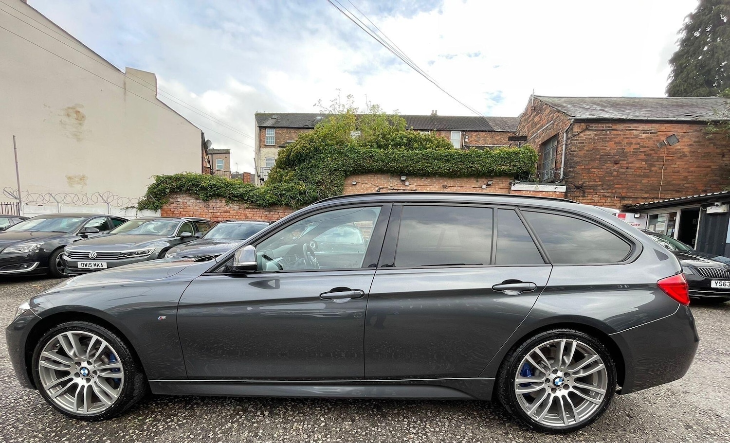 Used BMW 3 Series 2015 for sale - 76315113: Photo 11