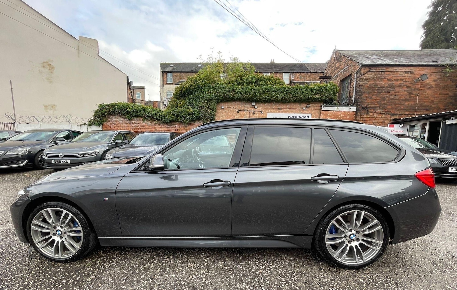 Used BMW 3 Series 2015 for sale - 76315113: Photo 12