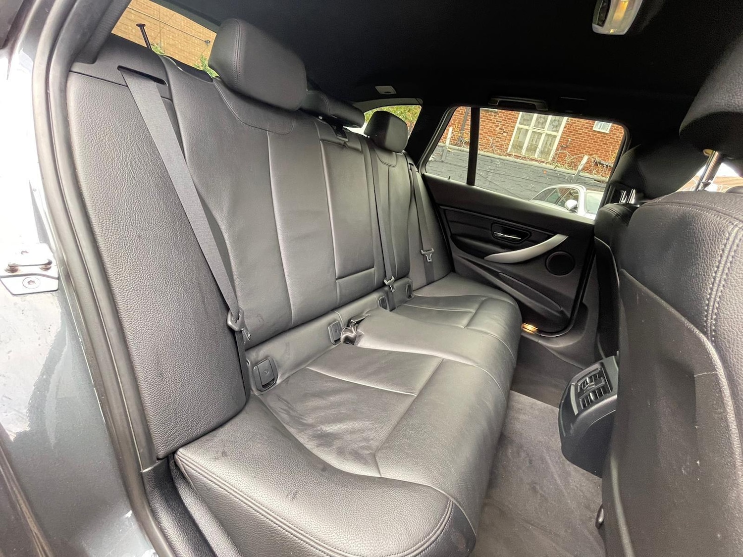Used BMW 3 Series 2015 for sale - 76315113: Photo 24