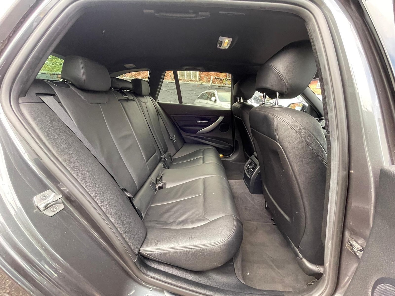 Used BMW 3 Series 2015 for sale - 76315113: Photo 26