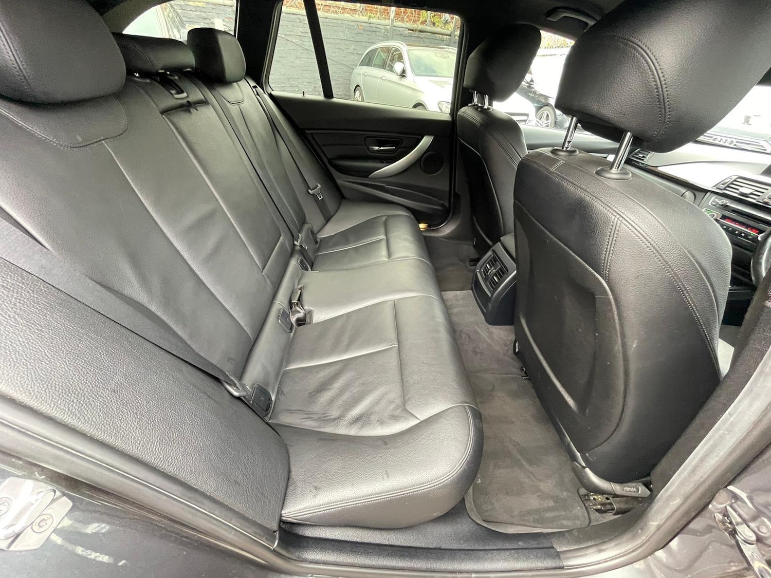 Used BMW 3 Series 2015 for sale - 76315113: Photo 27