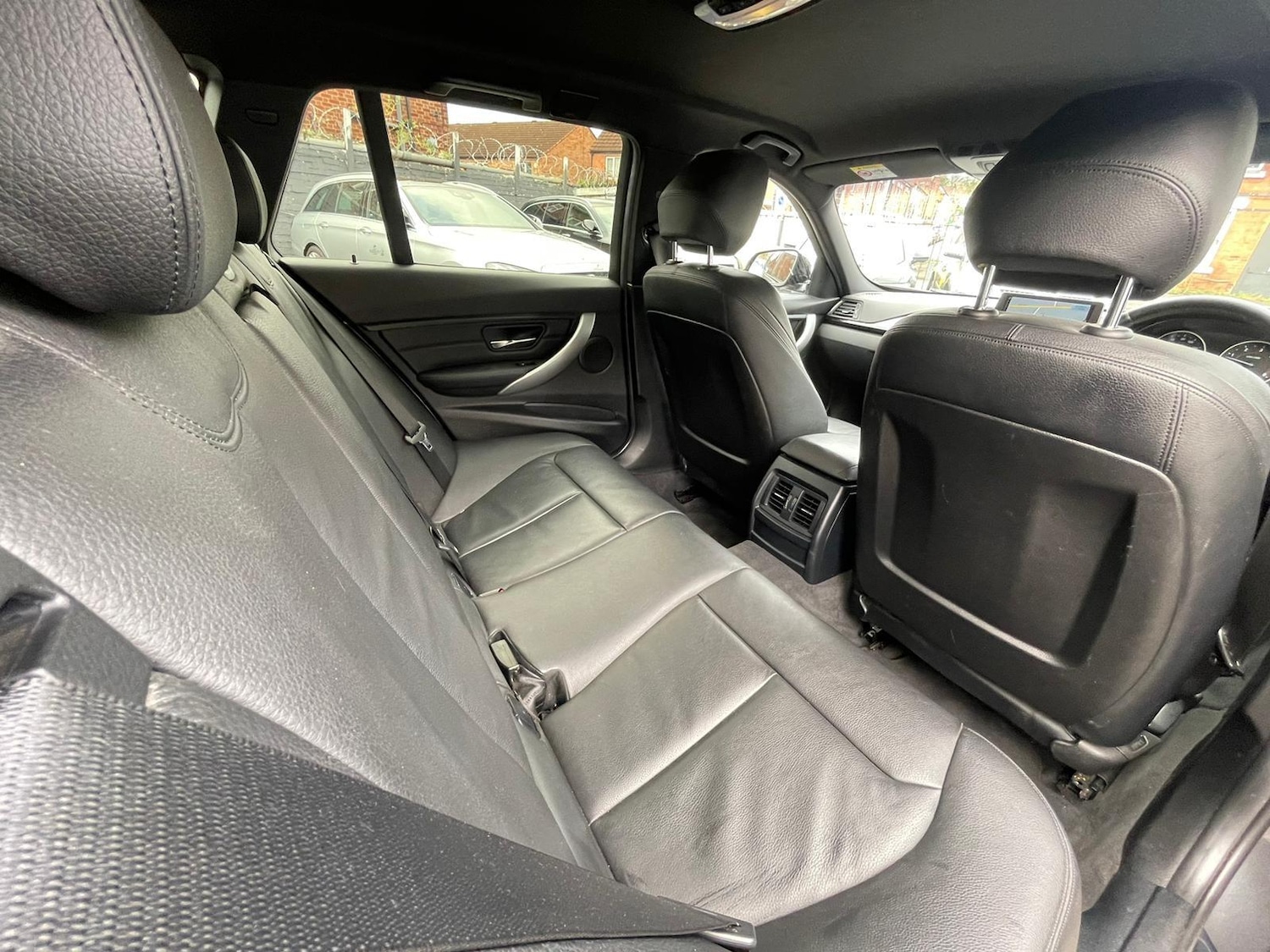 Used BMW 3 Series 2015 for sale - 76315113: Photo 28