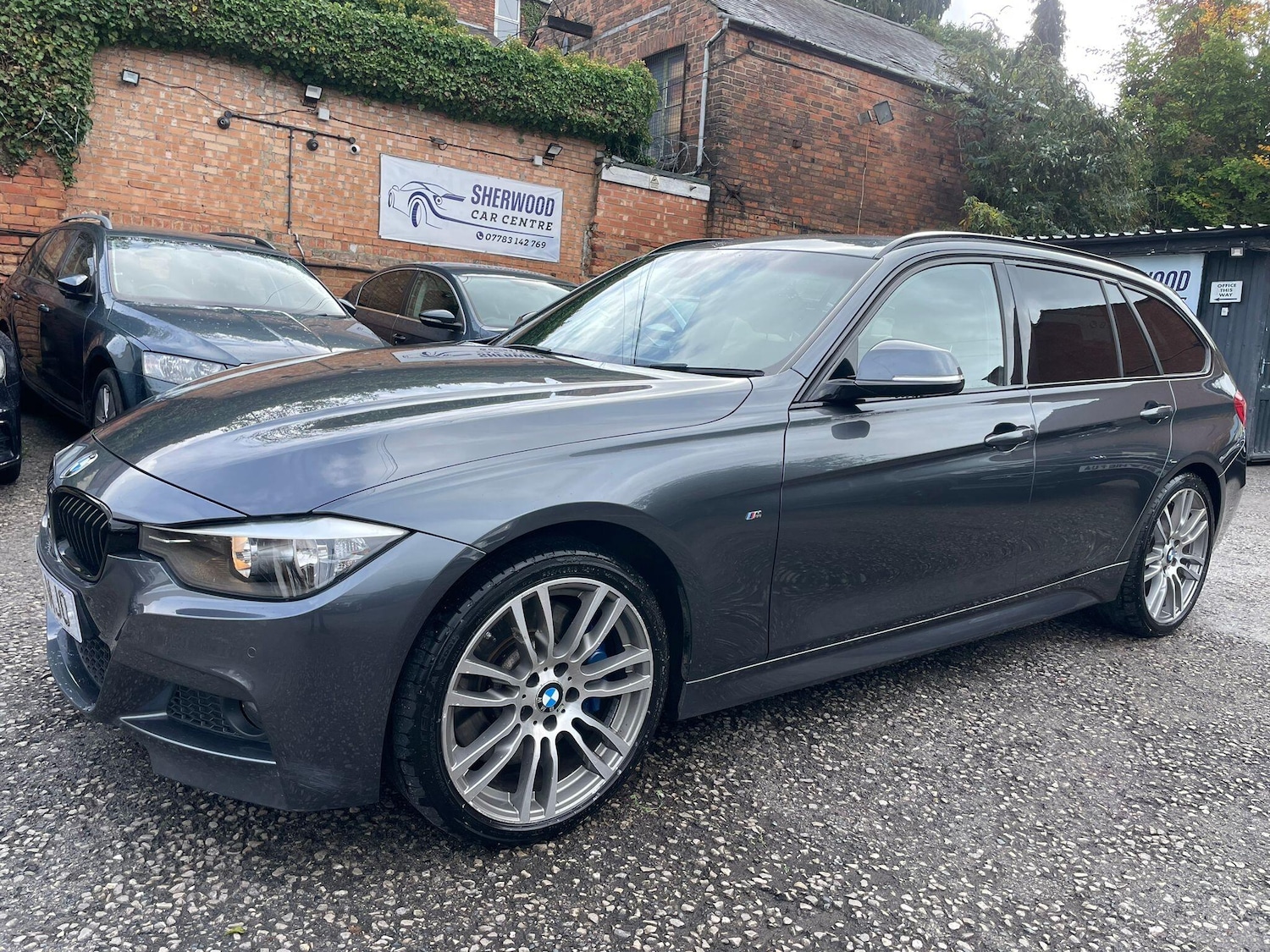 Used BMW 3 Series 2015 for sale - 76315113: Photo 3