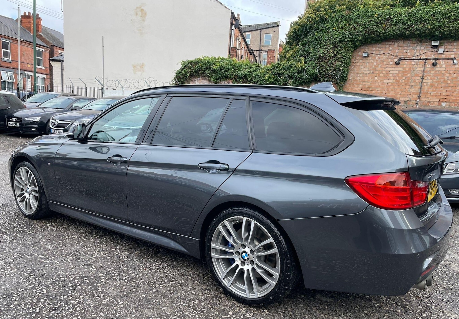 Used BMW 3 Series 2015 for sale - 76315113: Photo 4
