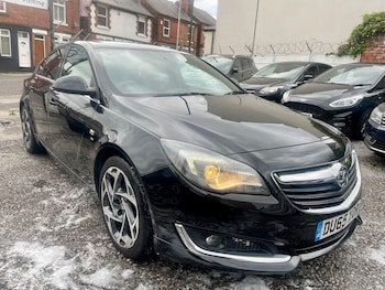 Vauxhall - Insignia