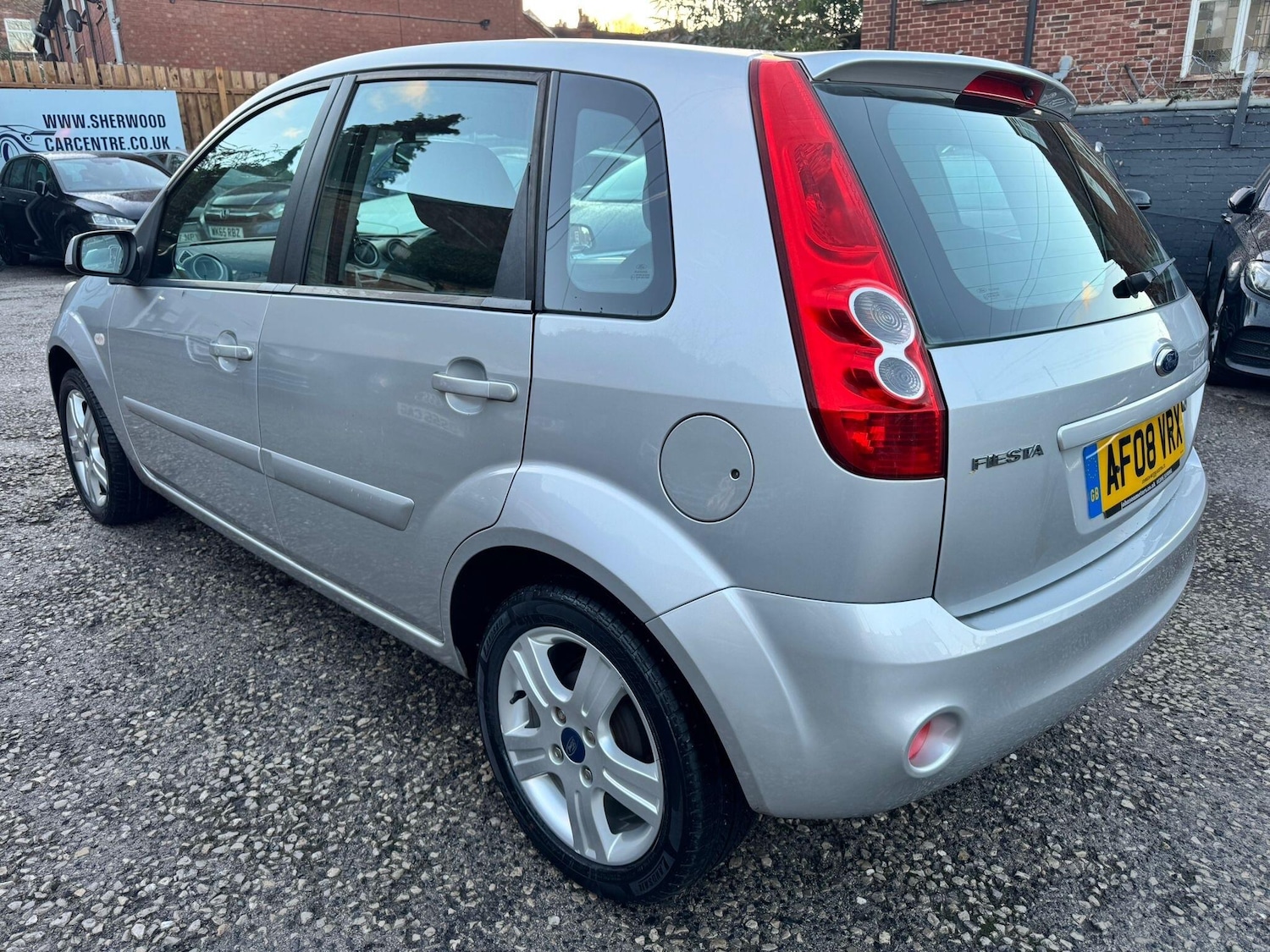 Used Ford Fiesta for sale - 76701491: Photo 2