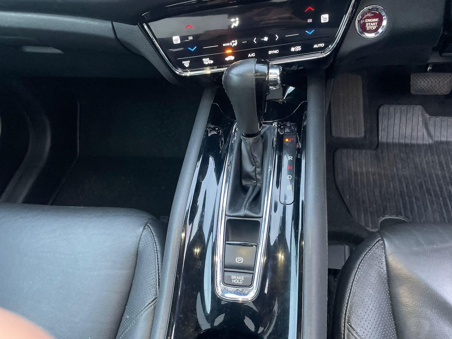 Used Honda HR-V 2015 for sale - 76607268: Photo 26