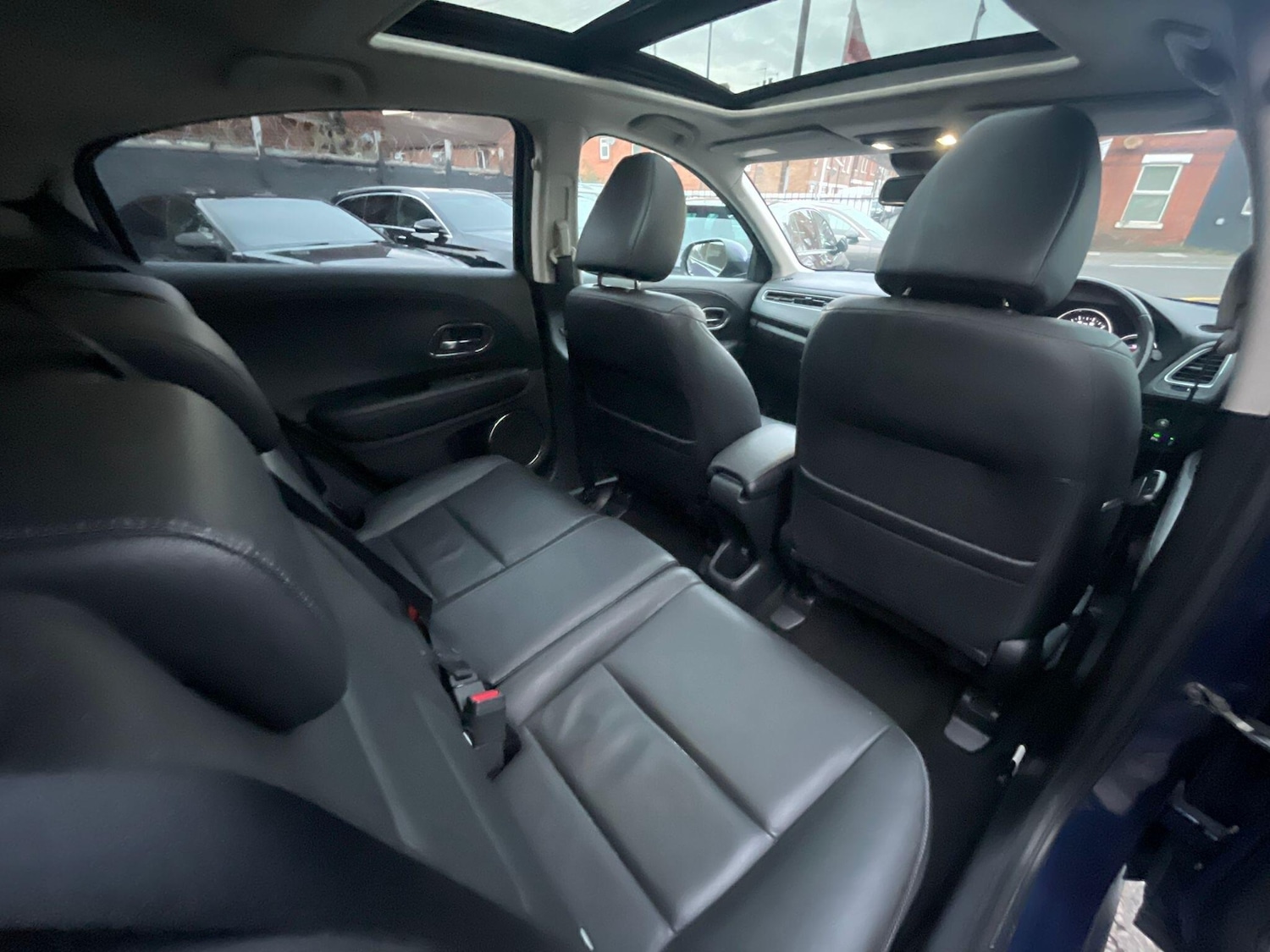 Used Honda HR-V 2015 for sale - 76607268: Photo 35