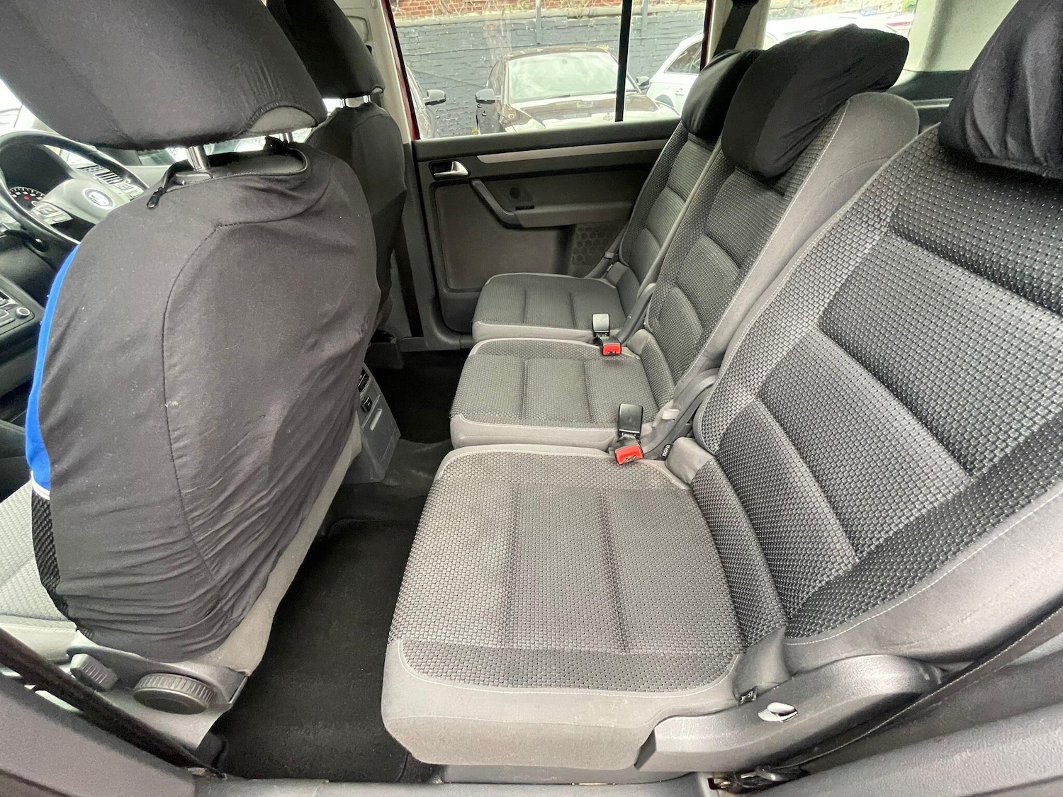 Used Volkswagen Touran 2011 for sale - 76702220: Photo 19