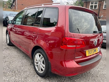 Used Volkswagen Touran 2011 for sale - 76702220: Photo