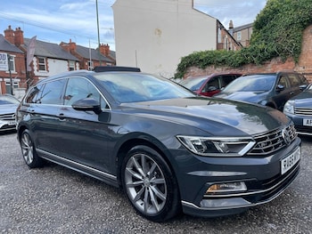Volkswagen - Passat