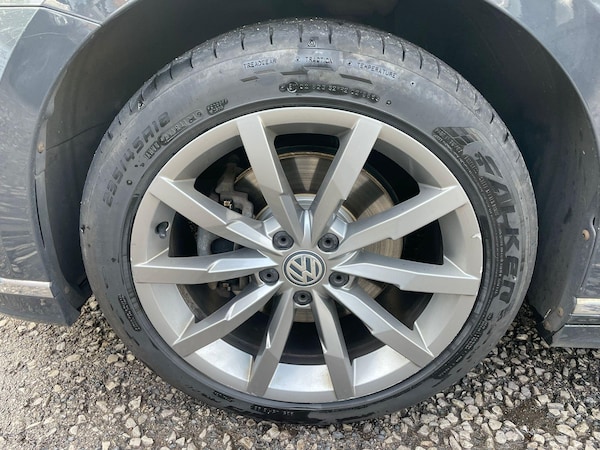 Used Volkswagen Passat 2017 for sale - 76151133: Photo 41