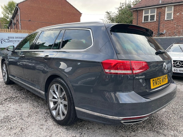 Used Volkswagen Passat 2017 for sale - 76151133: Photo 4