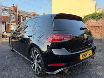 Used Volkswagen Golf 2018 for sale - 78170175: Photo