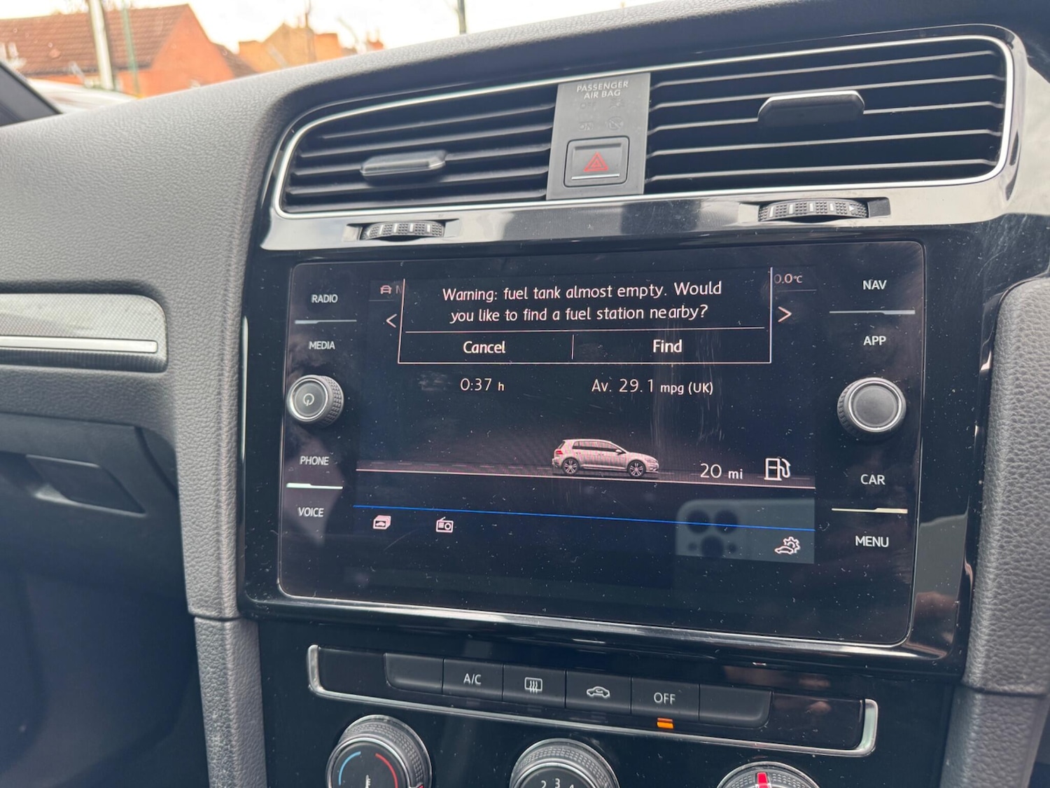 Used Volkswagen Golf 2017 for sale - 76360696: Photo 24