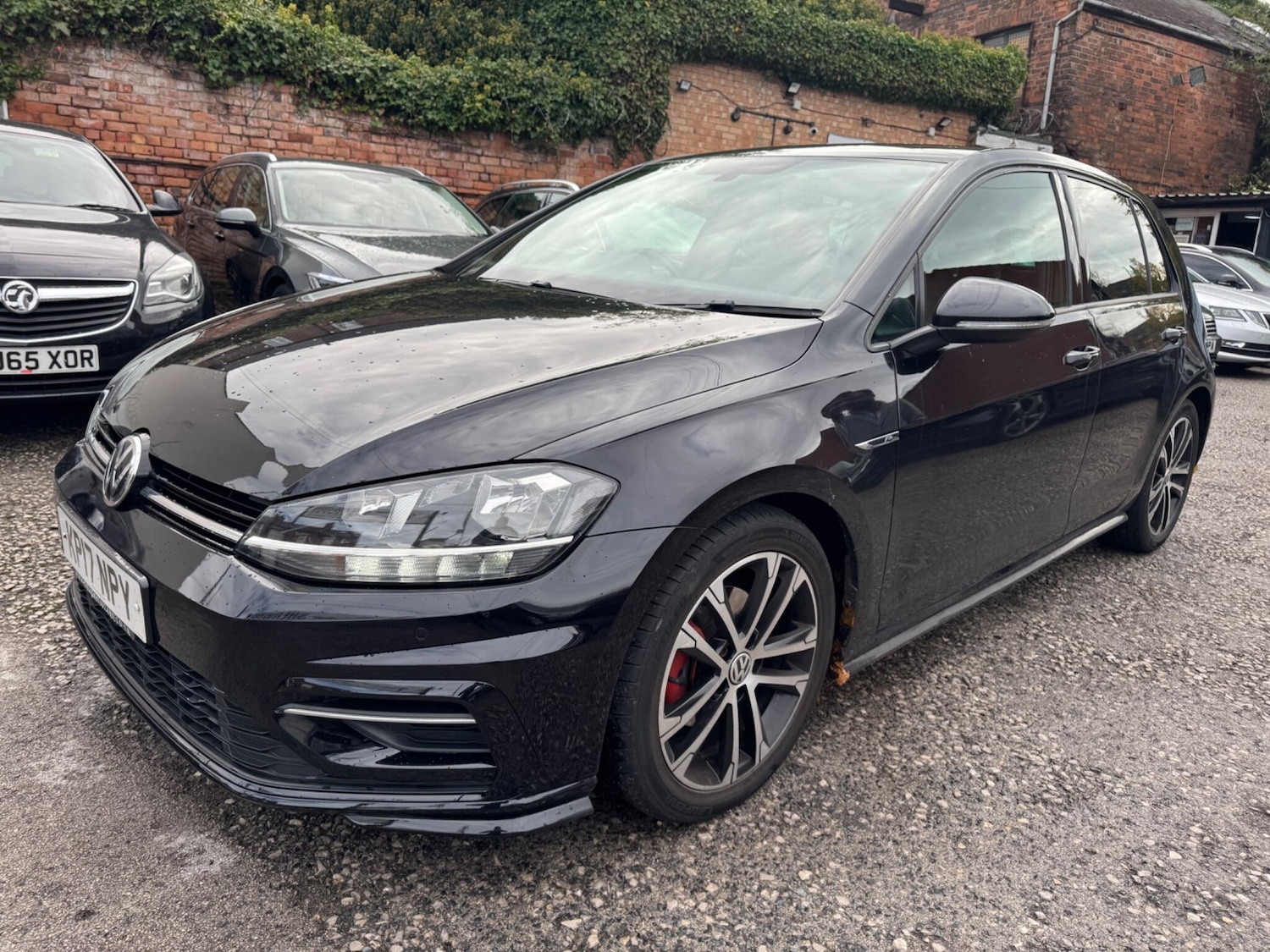 Used Volkswagen Golf 2017 for sale - 76360696: Photo 9