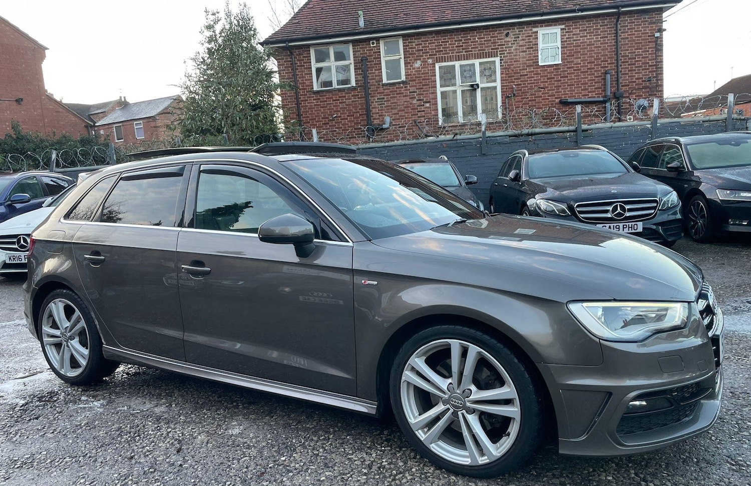 Used Audi A3 2014 for sale - 76742500: Photo 1