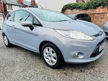 Used Ford Fiesta 2012 for sale - 76538440: Photo