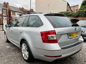 Used Skoda Octavia 2017 for sale - 76215054: Photo