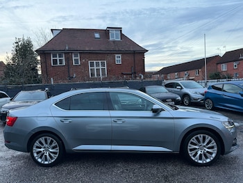 Used Skoda Superb 2021 for sale - 77174688: Photo