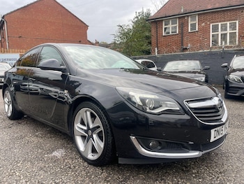 Vauxhall - Insignia