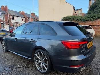 Used Audi A4 Avant 2017 for sale - 77352073: Photo