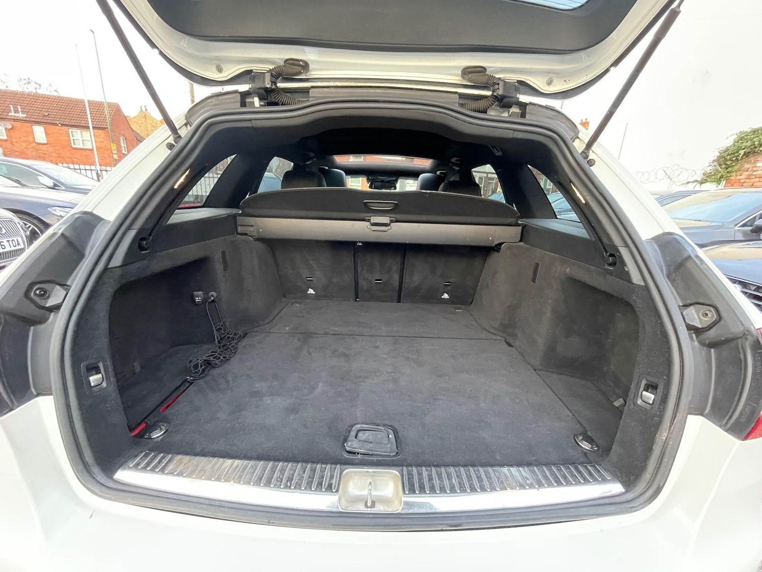 Used Mercedes-Benz C Class for sale - 76701111: Photo 49