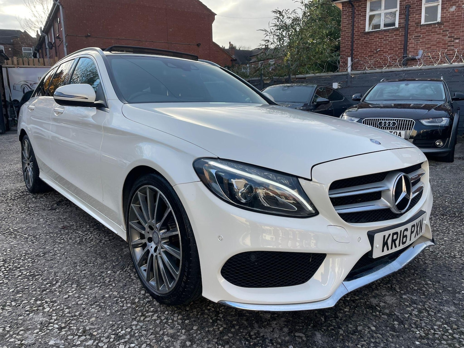 Used Mercedes-Benz C Class for sale - 76701111: Photo 6