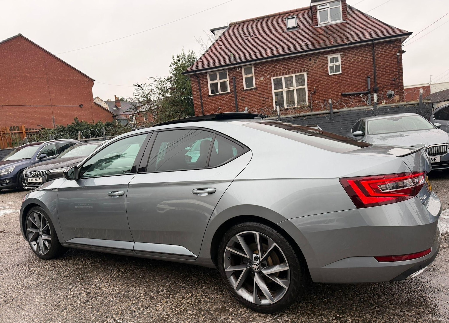 Used Skoda Superb 2018 for sale - 77331184: Photo 14