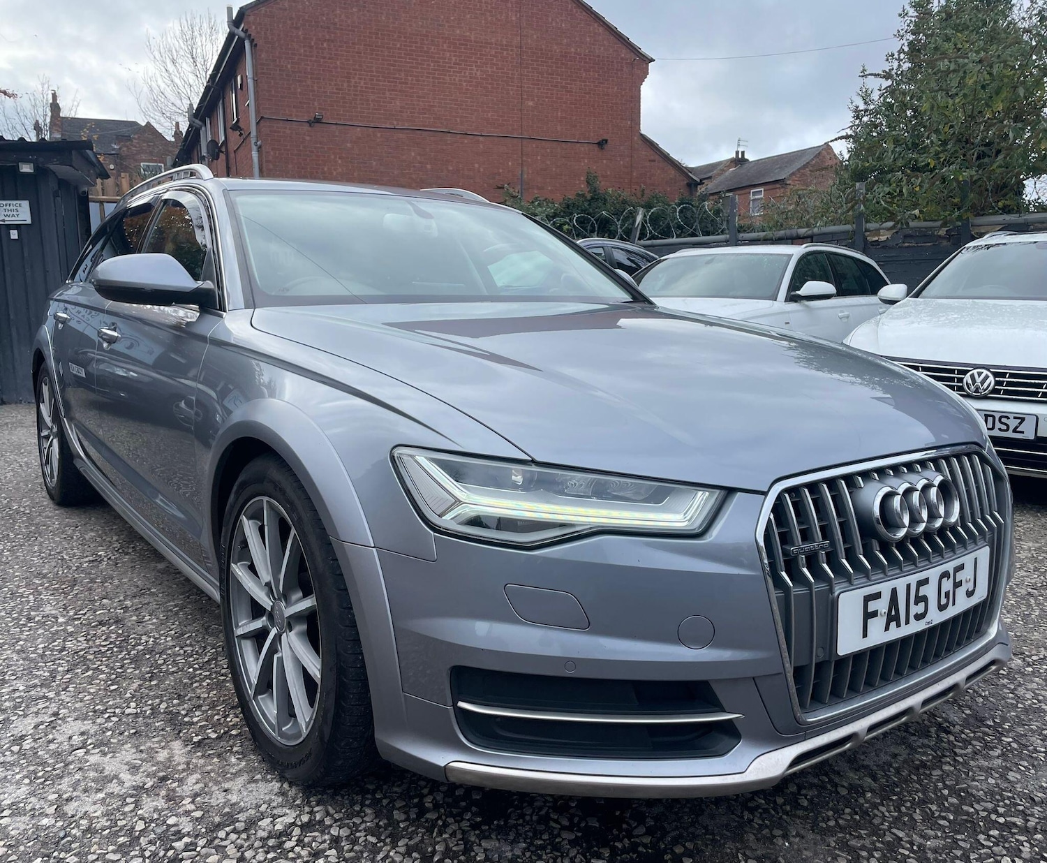 Used Audi A6 Allroad 2015 for sale - 76608527: Photo 1
