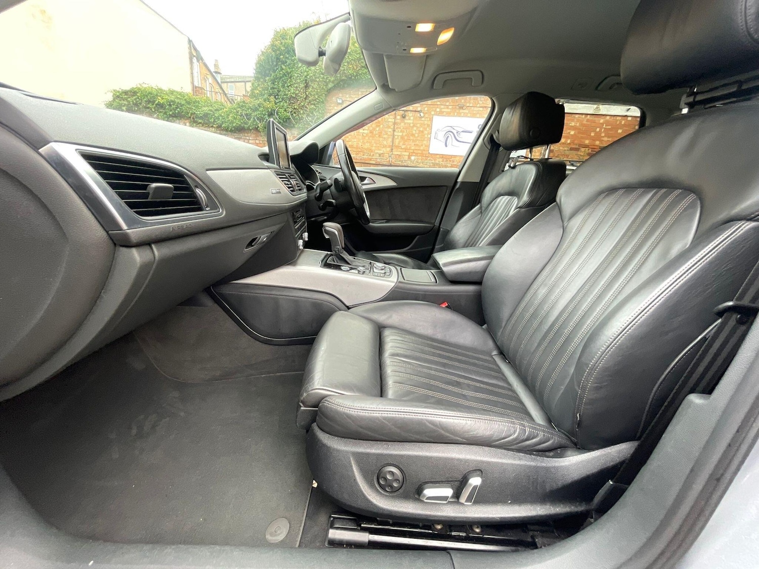 Used Audi A6 Allroad 2015 for sale - 76608527: Photo 35