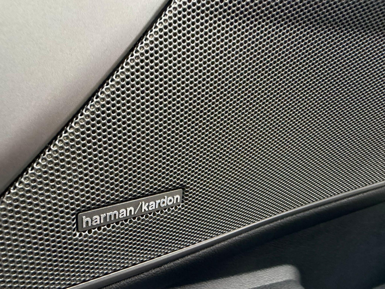 Used BMW 3 Series 2019 for sale - 77386946: Photo 92