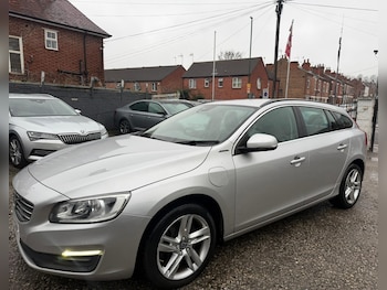 Used Volvo V60 2017 for sale - 77496664: Photo