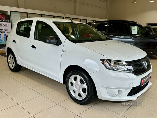 Used Dacia Sandero 2015 for sale - 76513822: Photo 2