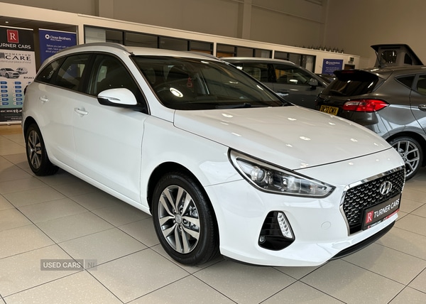Used Hyundai i30 2017 for sale - 77345994: Photo 2