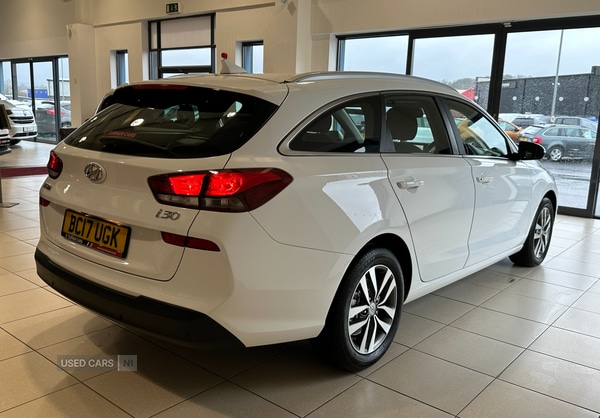 Used Hyundai i30 2017 for sale - 77345994: Photo 3