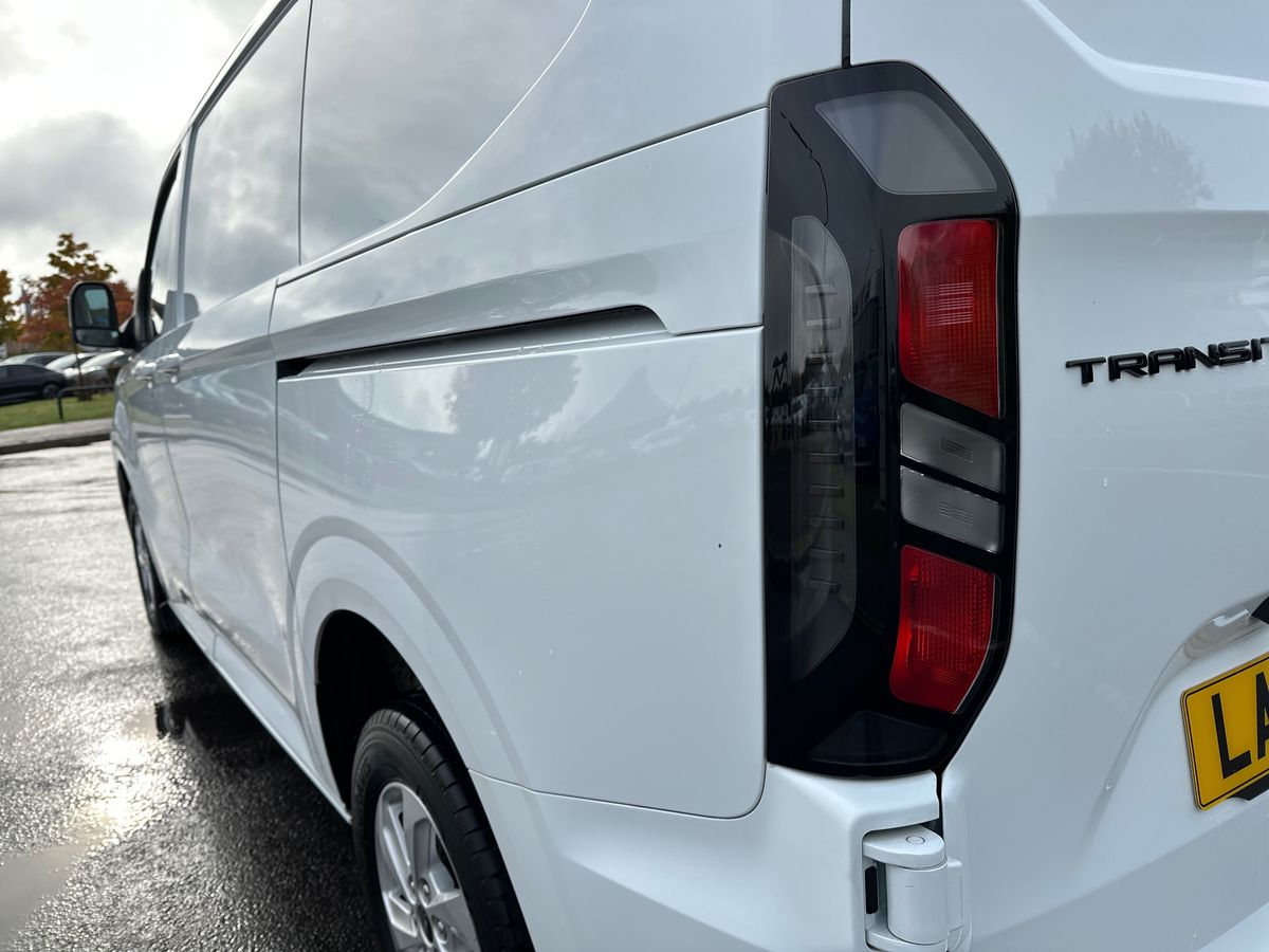 Used Ford Transit Custom 2024 for sale - 77047516: Photo 34