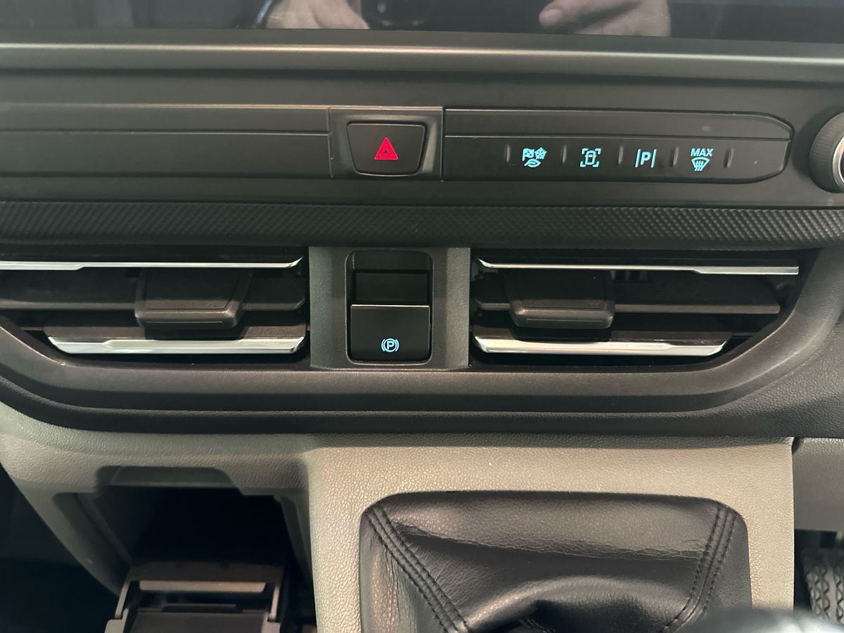 Used Ford Transit Custom 2024 for sale - 77145882: Photo 25