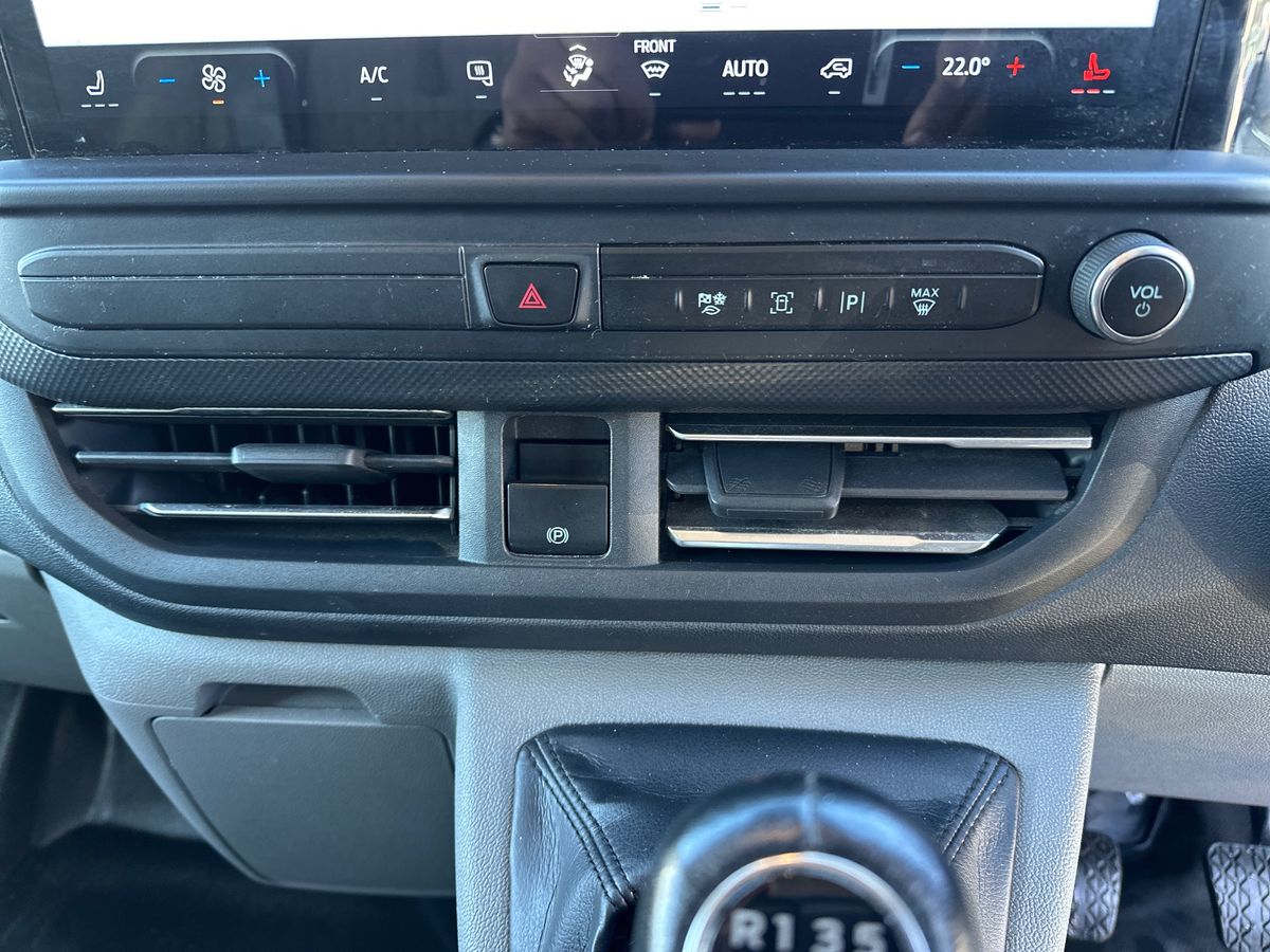 Used Ford Transit Custom 2024 for sale - 77145859: Photo 24