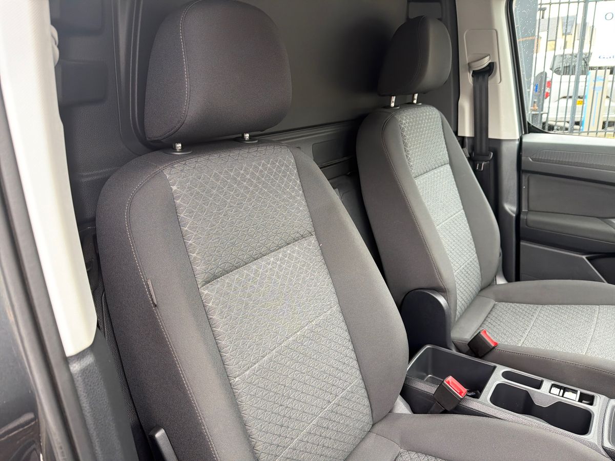 Used Ford Transit Connect 2025 for sale - 77618992: Photo 15