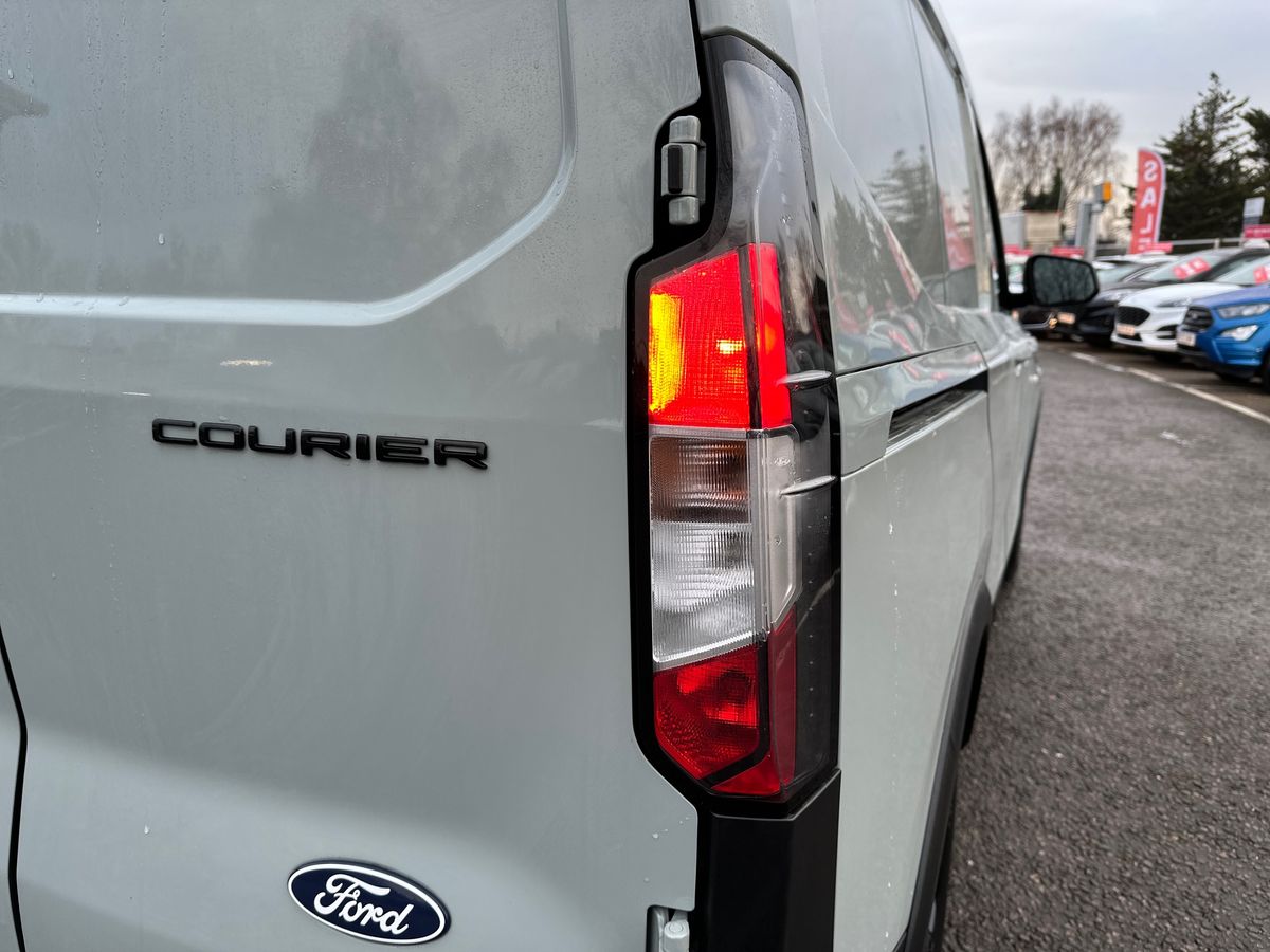 Used Ford Transit Courier 2024 for sale - 77127419: Photo 34