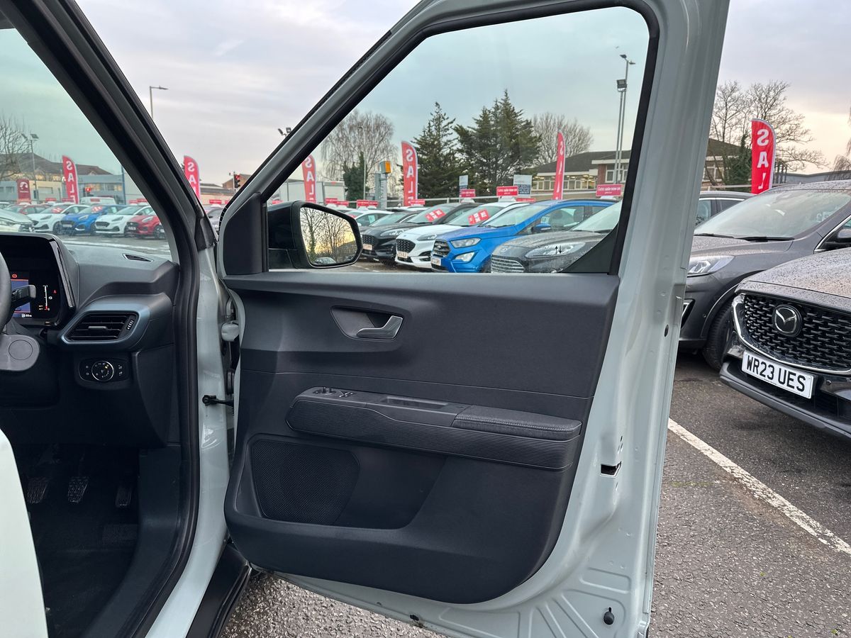 Used Ford Transit Courier 2024 for sale - 77127419: Photo 35