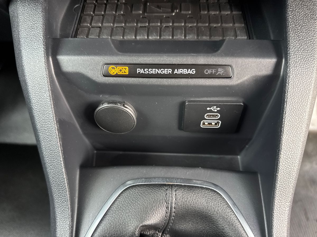 Vehicle 28