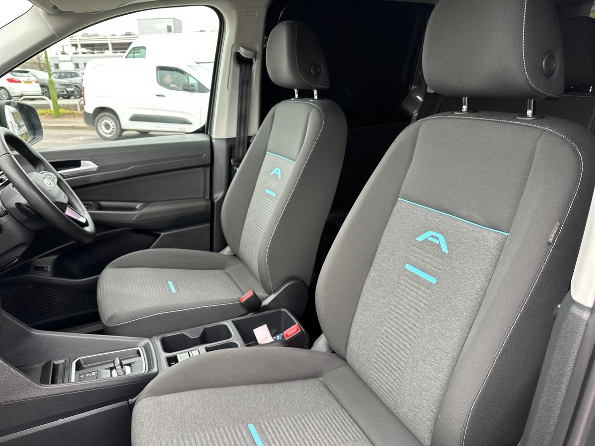 Used Ford Transit Connect 2025 for sale - 78049656: Photo 16